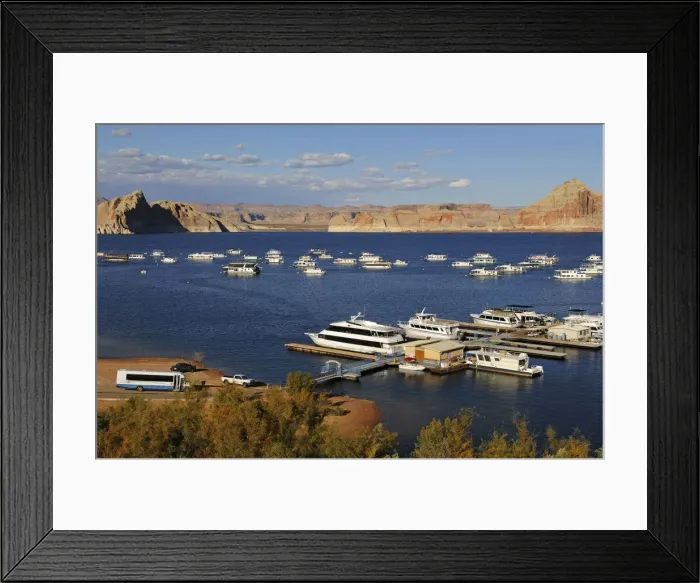 Framed Print : Wahweap Marina, Lake Powell, Glen Canyon, Arizona, USA