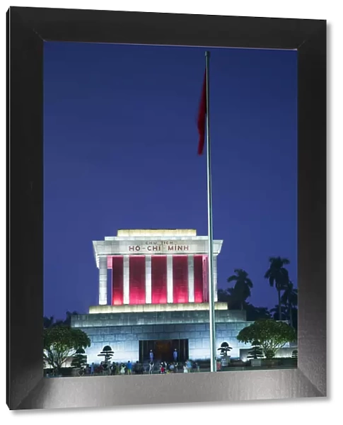 Ho Chi Minhs Mausoleum at dusk, Hanoi, Vietnam