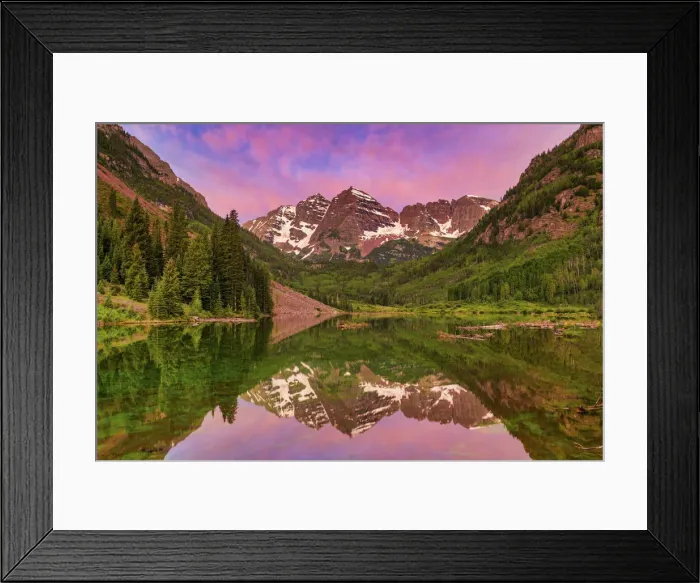 Framed Print : Maroon Bells Reflecting in Maroon Lake at Sunrise, near Aspen, Colorado, USA