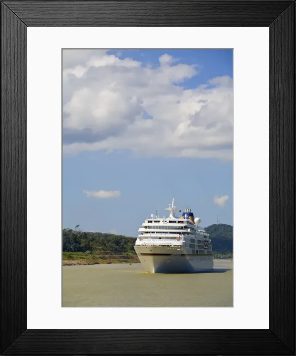 Framed Print : Panama, Panama Canal, Cruise ship Framed Print : Panama, Panama Canal, Cruise ship