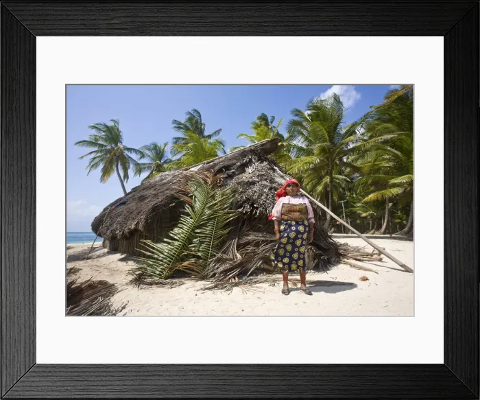 Framed Print : Panama, Comarca de Kuna Yala, San Blas Islands, Green Island Framed Print : Panama, Comarca de Kuna Yala, San Blas Islands, Green Island
