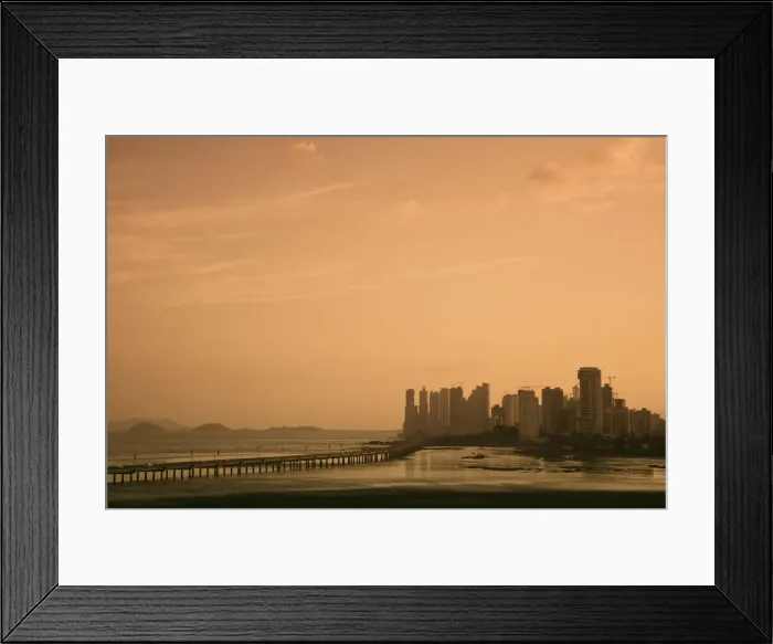 Framed Print : Panama, Panama City, City skyline and the Corredor Sur (Southern Corridor Expressway) Framed Print : Panama, Panama City, City skyline and the Corredor Sur (Southern Corridor Expressway)