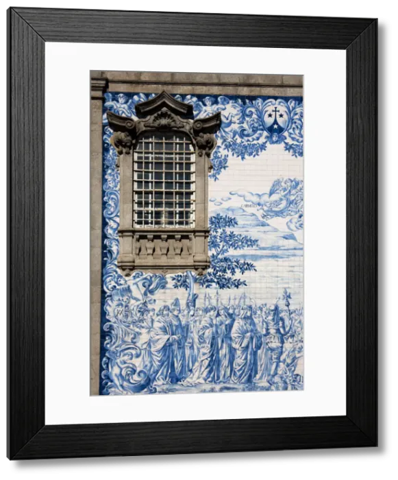 Framed Print : Ingreja do Carmo, Porto Old Town (UNESCO World Heritage), Portugal Framed Print : Ingreja do Carmo, Porto Old Town (UNESCO World Heritage), Portugal