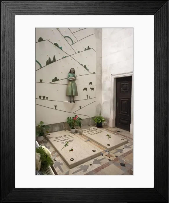 Framed Print : Tomb of the young sheperds (witnesses of the Virgins Apparition), Main Basilica Framed Print : Tomb of the young sheperds (witnesses of the Virgins Apparition), Main Basilica