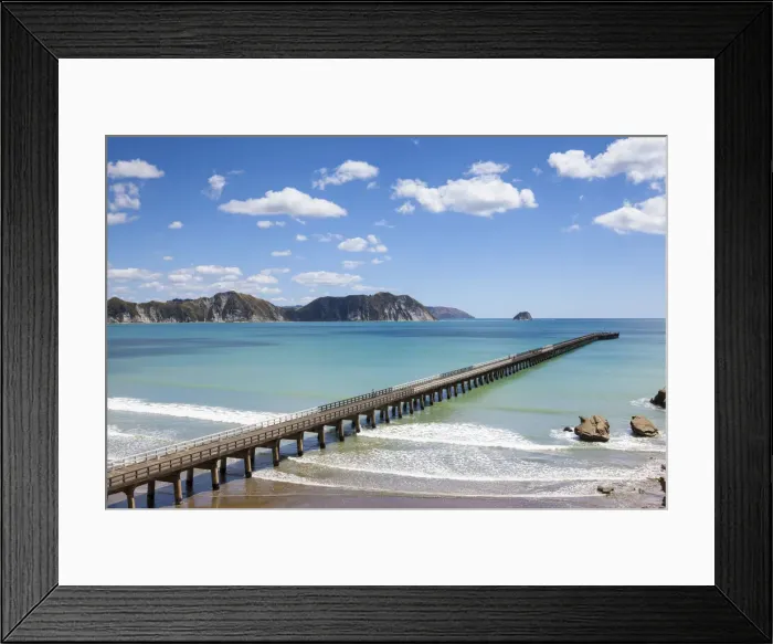 Framed Print : Elevated view over the picturesque Tologa Bay wharf, Tologa Bay, East Cape, North Island