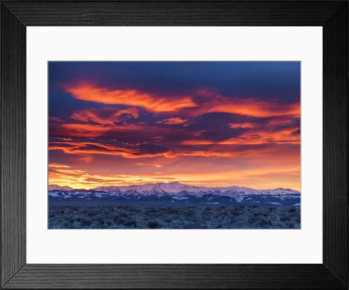 Framed Print : Sunrise over the Sierra Nevadas, Owens Valley, California, USA Framed Print : Sunrise over the Sierra Nevadas, Owens Valley, California, USA