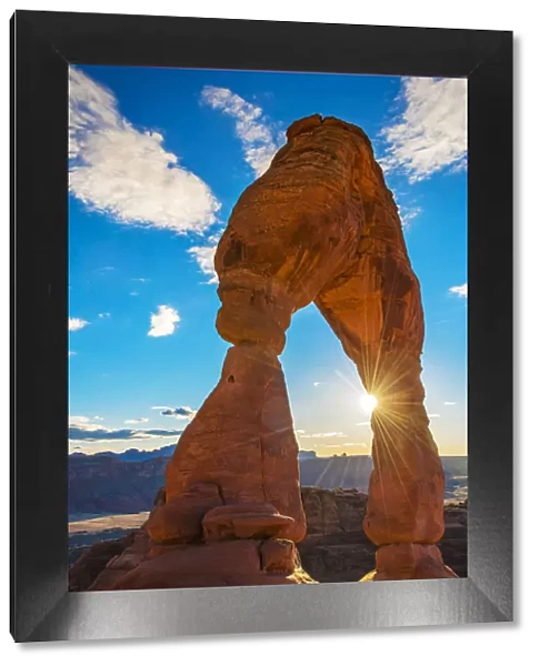The Delicate Arch at sunset, Arches National Park, Utah, USA