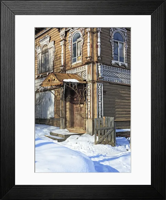 Framed Print : Old wooden house, Belozersk, Vologda region, Russia Framed Print : Old wooden house, Belozersk, Vologda region, Russia