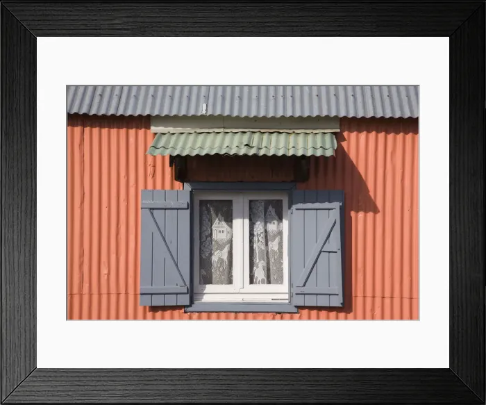 Framed Print : Reunion Island, South Reunion, Langevin village, pink house