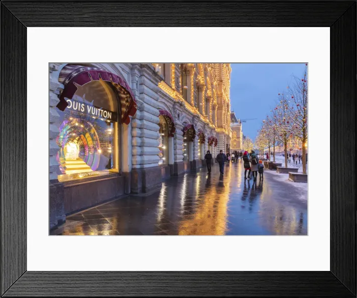 Framed Print : Christmas bazaar, Gum department store, Red square, Moscow, Russia Framed Print : Christmas bazaar, Gum department store, Red square, Moscow, Russia