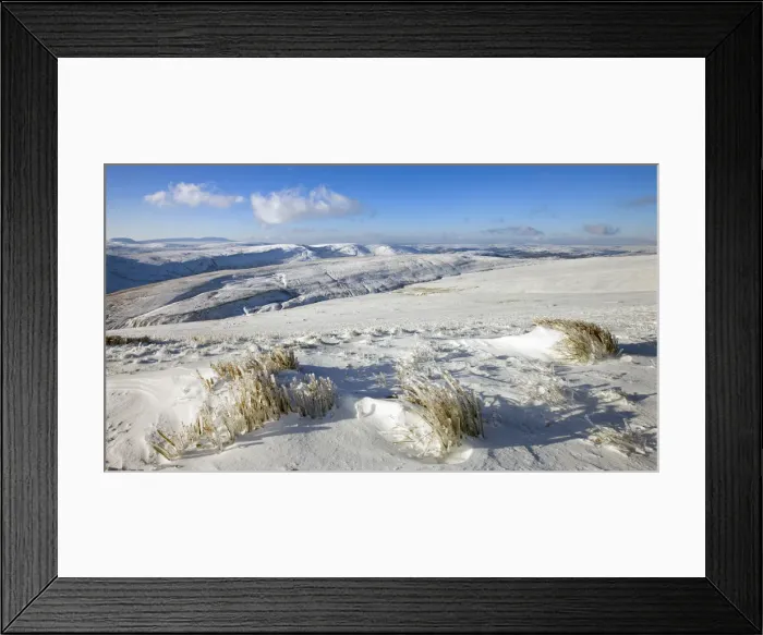 Framed Print : Snow scenes on the mountain slopes of Pen y Fan, Brecon Beacons National Park, Powys