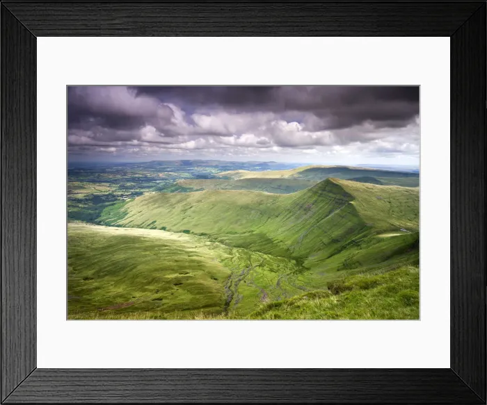 Framed Print : Cribyn viewed from Pen-y-Fan, the highest mountain in the Brecon Beacons National Park Framed Print : Cribyn viewed from Pen-y-Fan, the highest mountain in the Brecon Beacons National Park