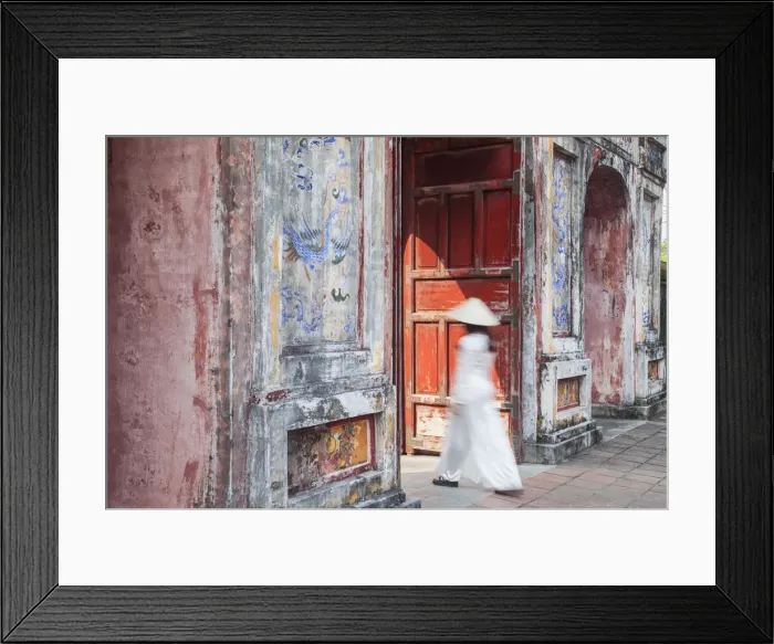 Framed Print : Woman wearing Ao Dai dress at Dien Tho inside Citadel, Hue, Thua Thien-Hue, Vietnam (MR) Framed Print : Woman wearing Ao Dai dress at Dien Tho inside Citadel, Hue, Thua Thien-Hue, Vietnam (MR)