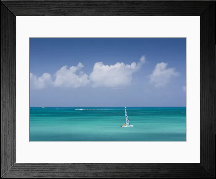 Framed Print : Antigua and Barbuda, Antigua, Dickenson Bay, sailing Framed Print : Antigua and Barbuda, Antigua, Dickenson Bay, sailing
