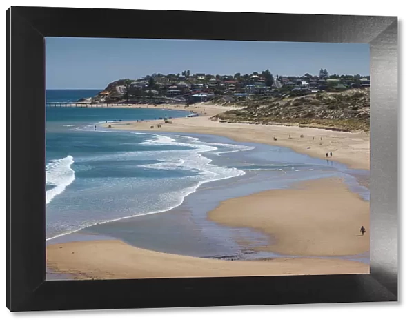 Australia, South Australia, Fleurieu Peninsula, Christies Beach, elevated beach view