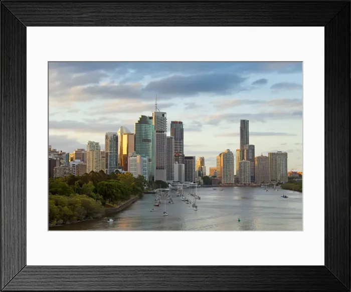 Framed Print : Brisbane skyline, Queensland, Australia Framed Print : Brisbane skyline, Queensland, Australia
