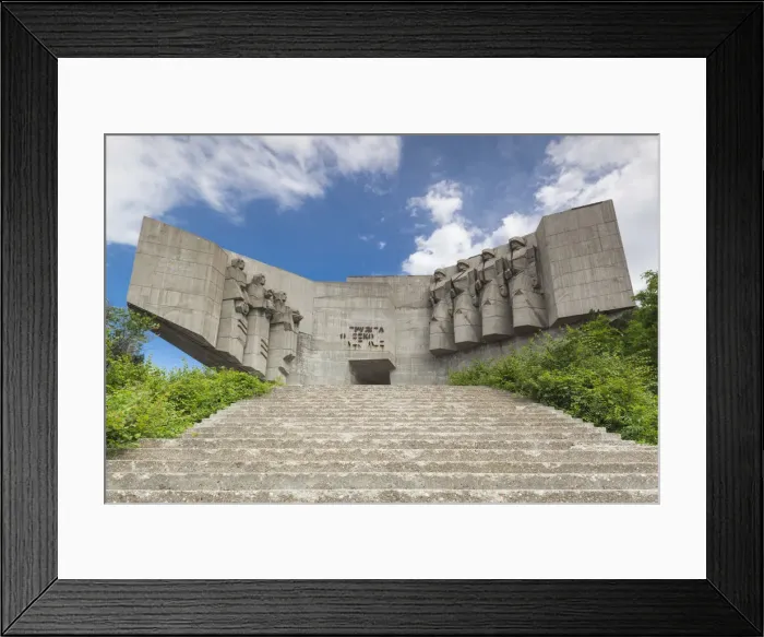 Framed Print : Bulgaria, Black Sea Coast, Varna, Soviet-era, Russian-Bulgarian Friendship Monument