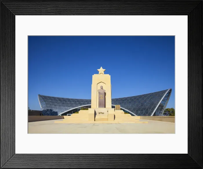 Framed Print : Azerbaijan, Baku, Sahidlar Xiyabani - Martyrs Lane, Entrance to Funicular Railway Framed Print : Azerbaijan, Baku, Sahidlar Xiyabani - Martyrs Lane, Entrance to Funicular Railway