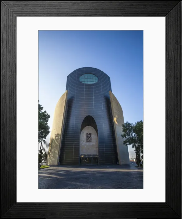 Framed Print : Azerbaijan, Baku, Bulvur - waterfront promenade, Baku Buisness Center Framed Print : Azerbaijan, Baku, Bulvur - waterfront promenade, Baku Buisness Center