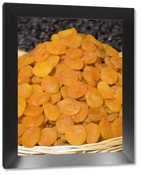 Turkey, Eastern Turkey, Malatya, Bazaar, Dried apricots