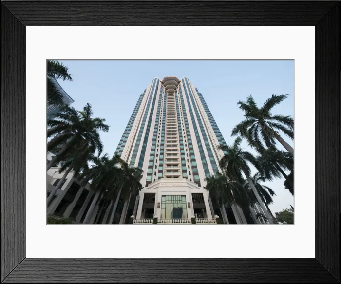 Framed Print : Peninsula Hotel, Riverside, Bangkok, Thailand Framed Print : Peninsula Hotel, Riverside, Bangkok, Thailand
