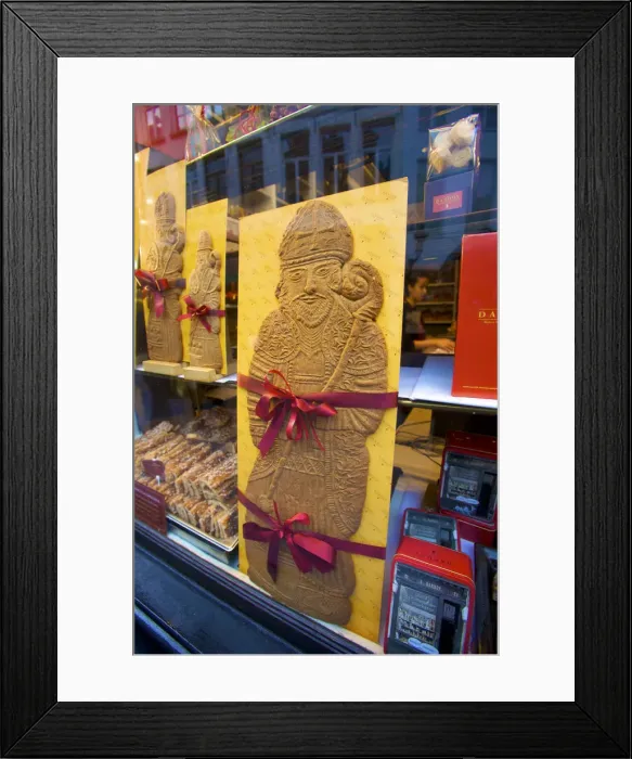 Framed Print : Biscuiterie Dandoy, Brussels, Belgium Framed Print : Biscuiterie Dandoy, Brussels, Belgium