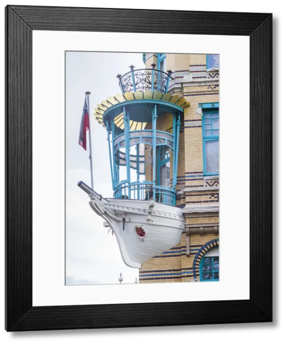 Framed Print : Belgium, Antwerp, art-nouveau architecture, t Bootje house, detail Framed Print : Belgium, Antwerp, art-nouveau architecture, t Bootje house, detail