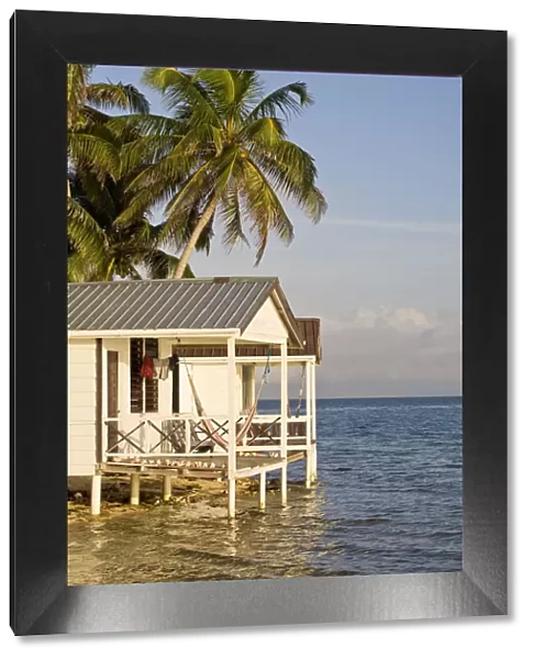 Belize, Tobaco Caye, Hotel over- water cabanas