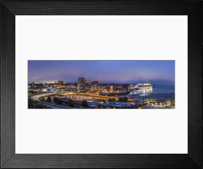 Framed Print : Canada, New Brunswick, Saint John, skyline from Fort Howe in the fog, dawn Framed Print : Canada, New Brunswick, Saint John, skyline from Fort Howe in the fog, dawn