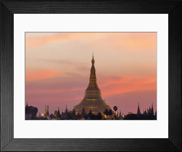 Framed Print : Myanmar (Burma), Yangon, Shwedagon Pagoda