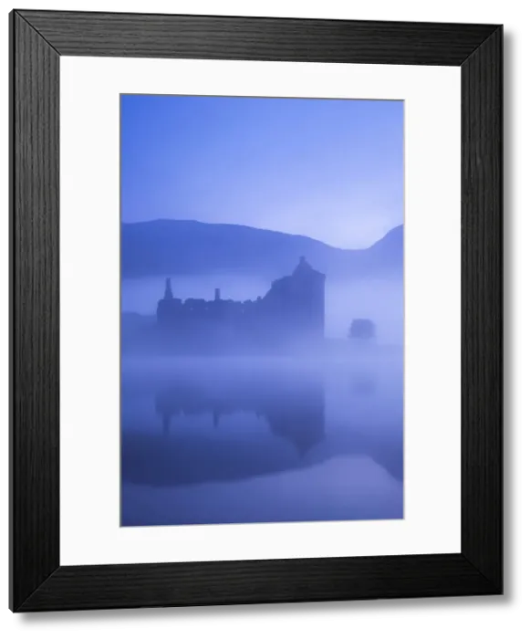 Framed Print : UK, Scotland, Strathclyde, Loch Awe, Kilchurn Castle Framed Print : UK, Scotland, Strathclyde, Loch Awe, Kilchurn Castle