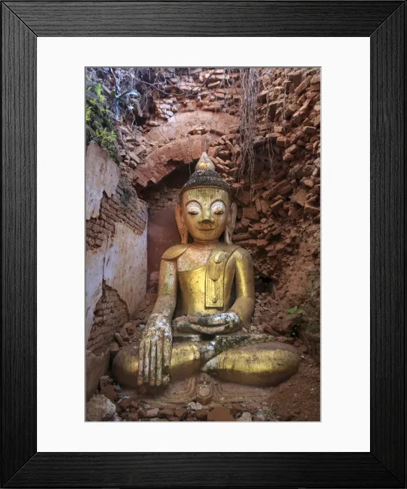 Framed Print : Myanmar (Burma), Shan State, Inle Lake, Inthein Village Nyaung Ohak old ruins, ancient Framed Print : Myanmar (Burma), Shan State, Inle Lake, Inthein Village Nyaung Ohak old ruins, ancient