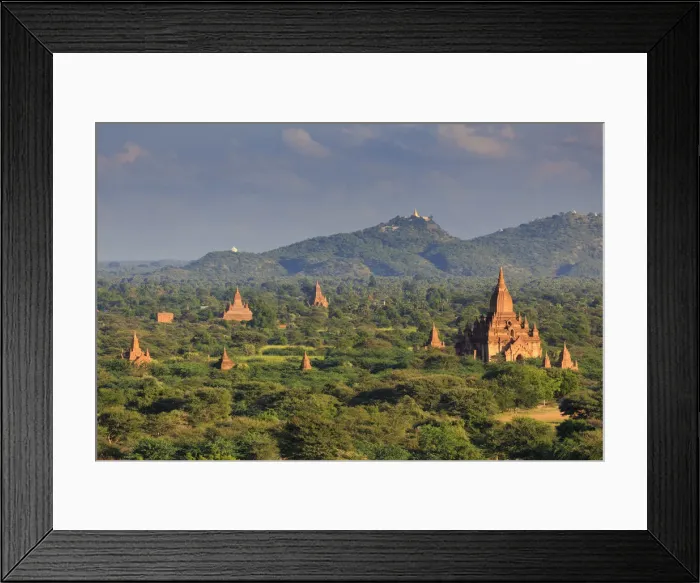 Framed Print : Myanmar (Burma), Temples of Bagan (Unesco world Heritage Site) Framed Print : Myanmar (Burma), Temples of Bagan (Unesco world Heritage Site)