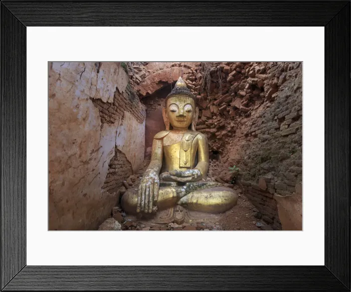 Framed Print : Myanmar (Burma), Shan State, Inle Lake, Inthein Village Nyaung Ohak old ruins, ancient Framed Print : Myanmar (Burma), Shan State, Inle Lake, Inthein Village Nyaung Ohak old ruins, ancient