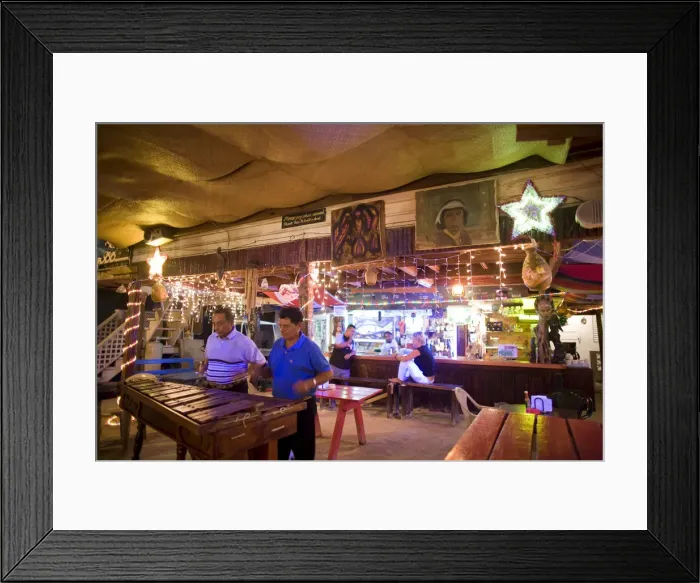 Framed Print : Beach bar, Caye Caulker, Belize Framed Print : Beach bar, Caye Caulker, Belize