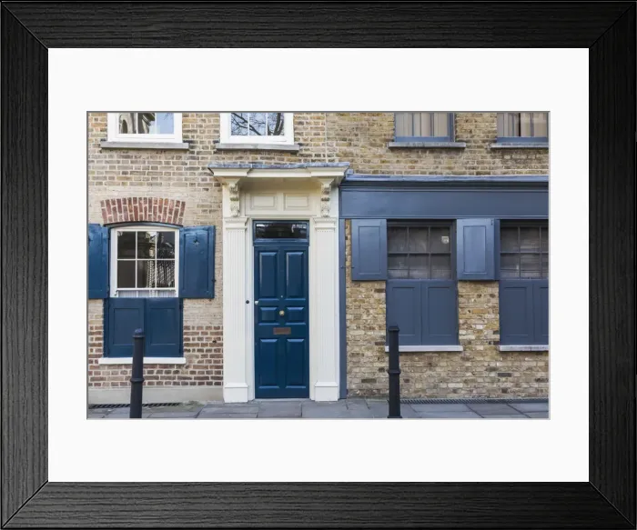 Framed Print : England, London, Shorditch, Spitafields, Fournier Street Framed Print : England, London, Shorditch, Spitafields, Fournier Street