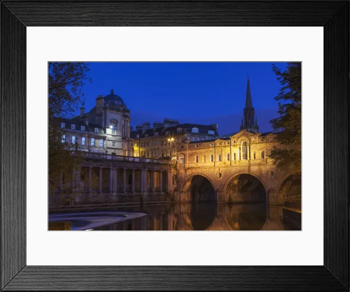 Framed Print : England, Somerset, Bath, Pulteney Bridge and River Avon Framed Print : England, Somerset, Bath, Pulteney Bridge and River Avon