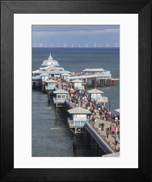 Framed Print : Wales, Llandudno, Llandudno Pier Framed Print : Wales, Llandudno, Llandudno Pier