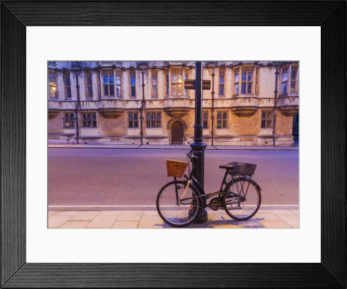 Framed Print : England, Oxfordshire, Oxford, Bicycle and High Street Framed Print : England, Oxfordshire, Oxford, Bicycle and High Street