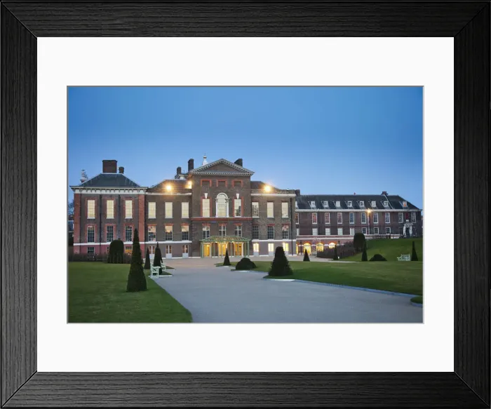 Framed Print : England, London, Kensington, Kensington Palace Framed Print : England, London, Kensington, Kensington Palace