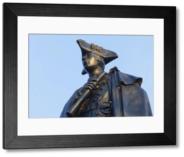 Framed Print : England, London, Greenwich, Greenwich Park, Statue of General James Wolfe Framed Print : England, London, Greenwich, Greenwich Park, Statue of General James Wolfe