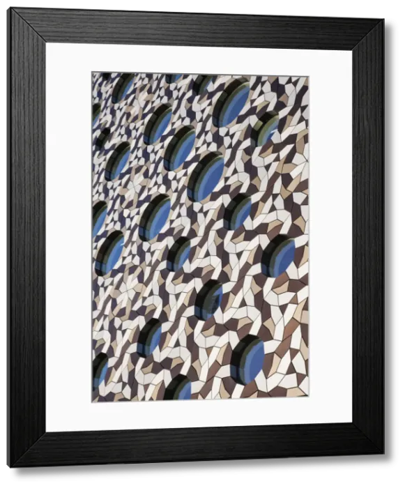 Framed Print : England, London, Greenwich Peninsula, Ravensbourne College Buliding Windows, Design Framed Print : England, London, Greenwich Peninsula, Ravensbourne College Buliding Windows, Design