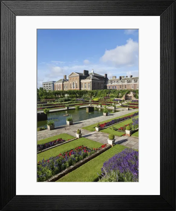 Framed Print : England, London, Kensington, Kensington Gardens, Kensington Palace, The Sunken Garden Framed Print : England, London, Kensington, Kensington Gardens, Kensington Palace, The Sunken Garden
