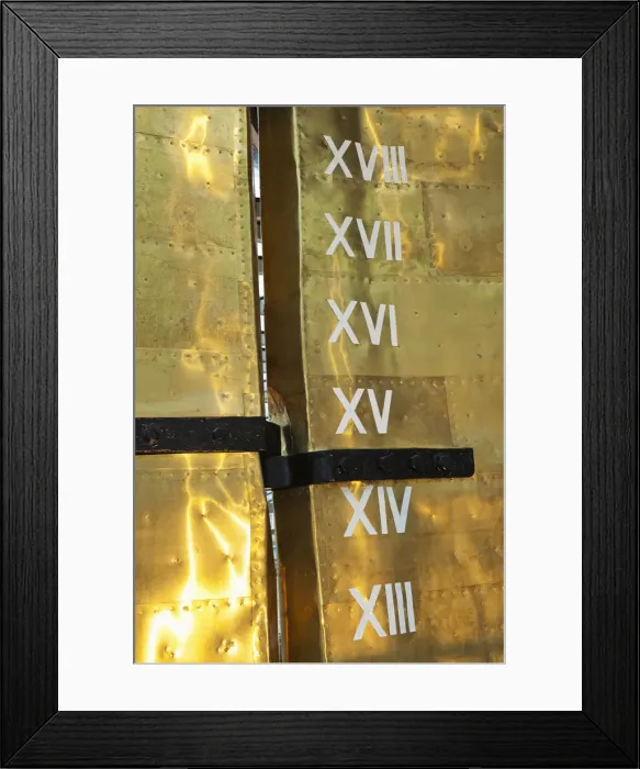 Framed Print : England, London, Greenwich, Hull and rudder of the Cutty Sark Framed Print : England, London, Greenwich, Hull and rudder of the Cutty Sark