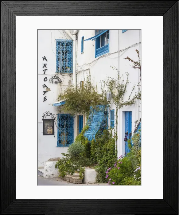 Framed Print : Tunisia, Art Cafe in the Picturesque whitewashed village of Sidi Bou Said Framed Print : Tunisia, Art Cafe in the Picturesque whitewashed village of Sidi Bou Said