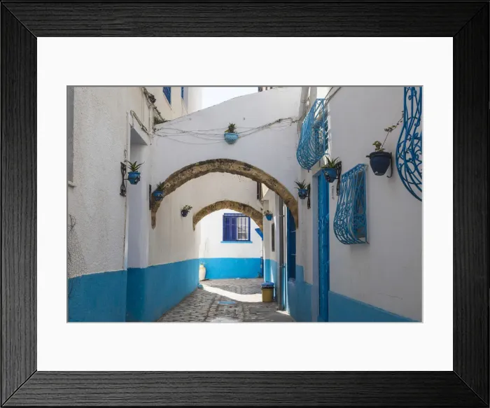 Framed Print : Tunisia, Bizerte, Cobbled street in the Medina Framed Print : Tunisia, Bizerte, Cobbled street in the Medina