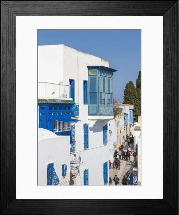 Framed Print : Tunisia, Main street in the Picturesque whitewashed village of Sidi Bou Said Framed Print : Tunisia, Main street in the Picturesque whitewashed village of Sidi Bou Said