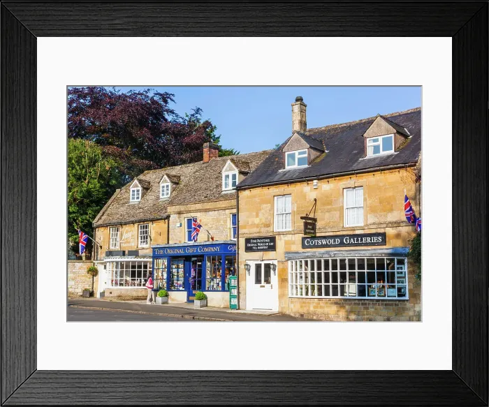 Framed Print : England, Gloucestershire, Cotswolds, Stow-on-the-wold Framed Print : England, Gloucestershire, Cotswolds, Stow-on-the-wold