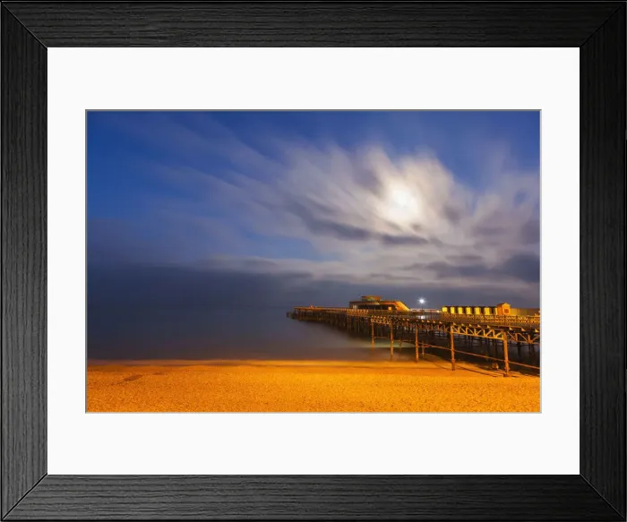 Framed Print : England, East Sussex, Hastings, Hastings Pier Framed Print : England, East Sussex, Hastings, Hastings Pier