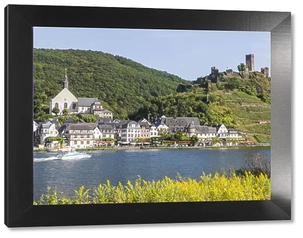 Germany, Rhineland-Palatinate, Moselle, Beilstein and Metternich Castle